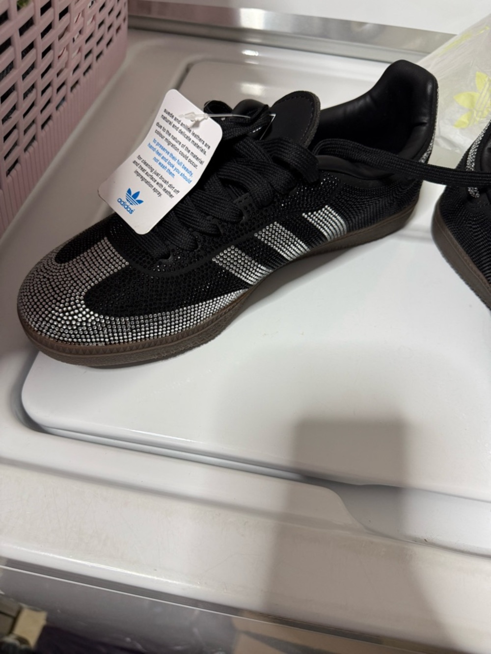 adidas Samba OG women’s Black / Silver Athletic Shoes - Picture 5 of 6